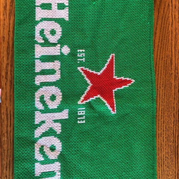 Brand new Heineken knit scarf! - Picture 4 of 5